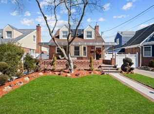 11545 237th St, Elmont, NY 11003