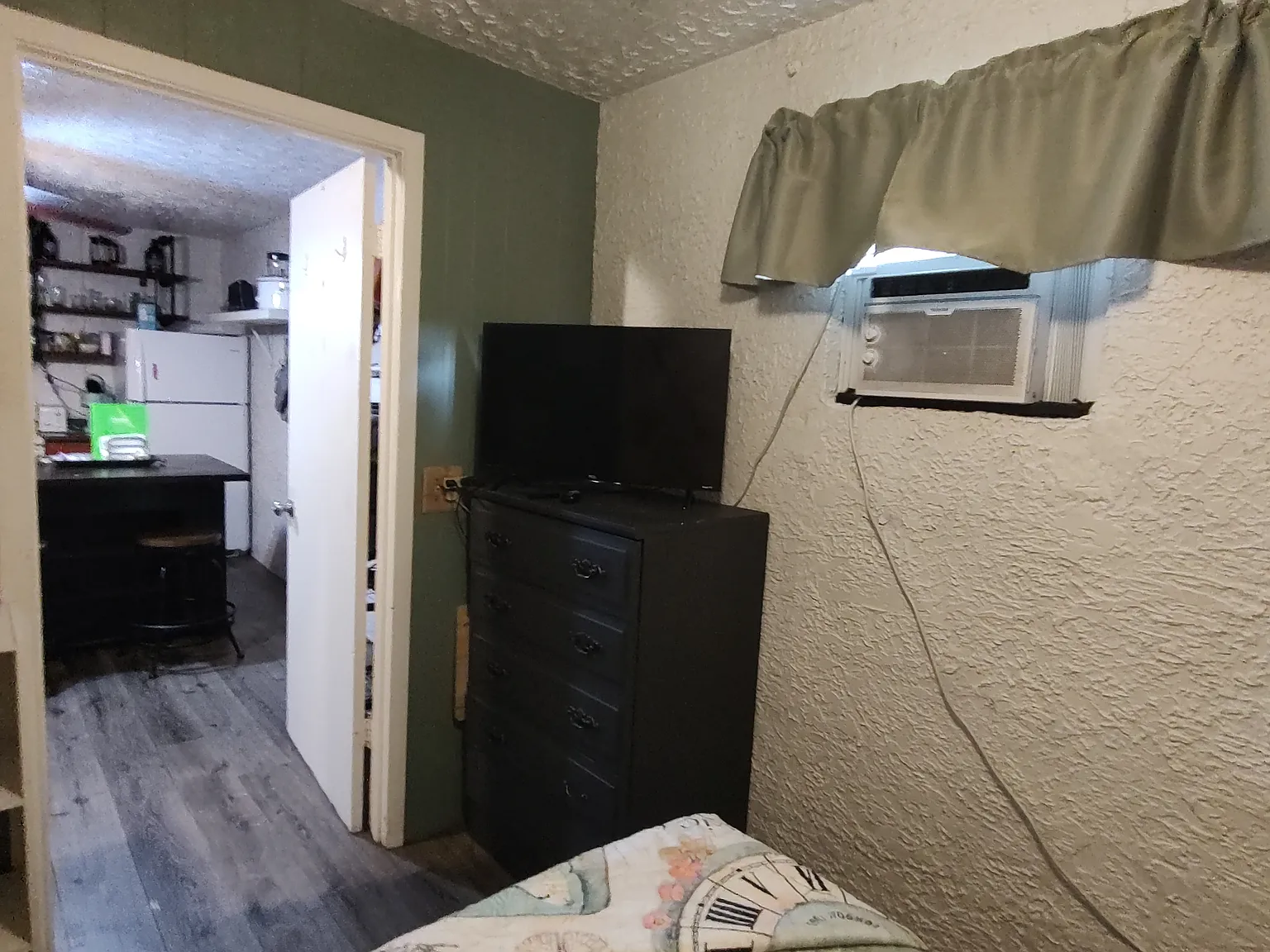 1 bed, 400 sqft, $1,795 — Photo 4
