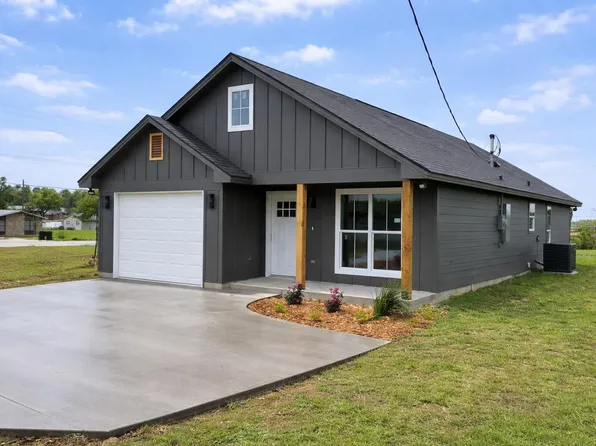 309 Wheelock St, Franklin, TX 77856