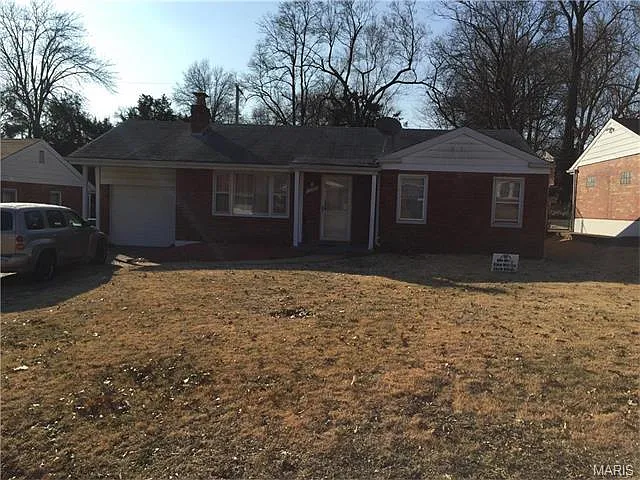 1126 Duenke Dr photo 1