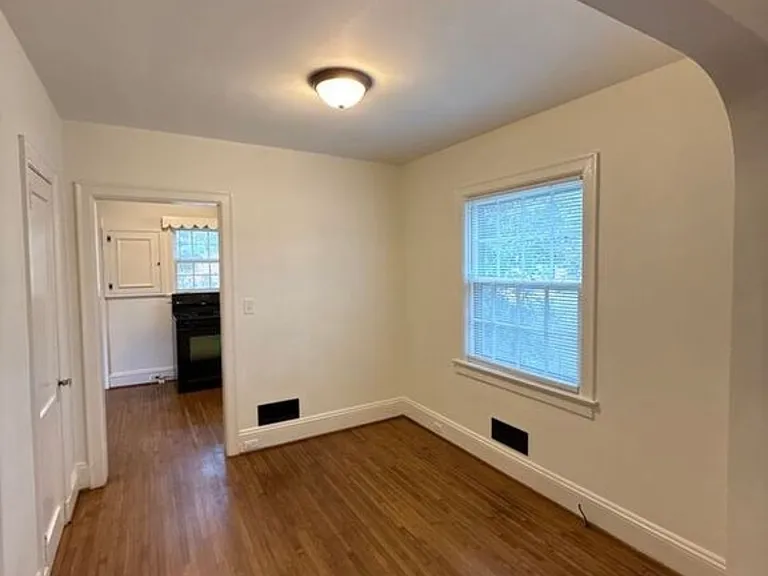 1901 Armstrong Park Dr — Photo 5
