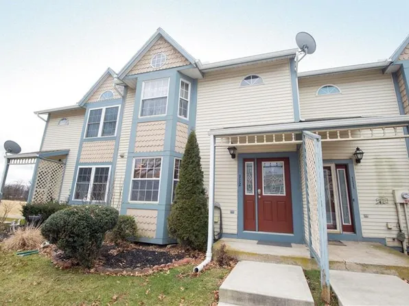 112 Freedom Ct, Bethlehem, PA 18020