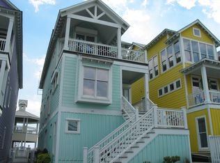 104 Sandpiper Ln, Indian Beach, NC 28512