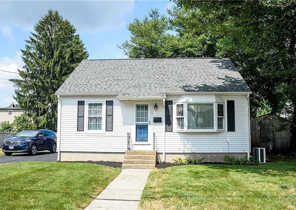 19 Harley St, West Warwick, RI 02893 Zillow