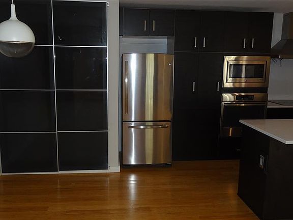 5th image of 513 S Post Oak Ln APT 209