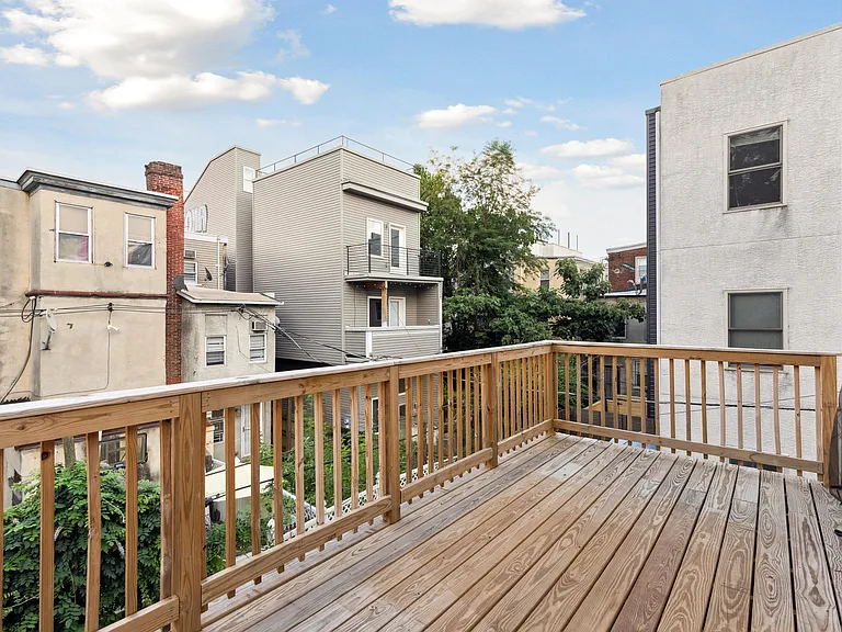 1809 N 18th St #B — Photo 13