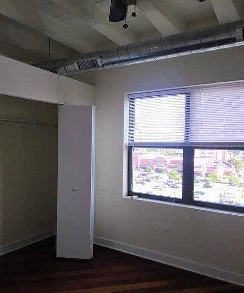 1791 W Howard St — Photo 17