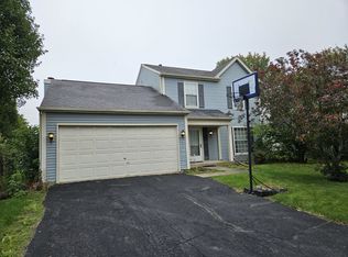 3251 Gresham Ln E, Aurora, IL 60504