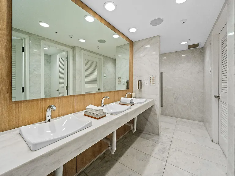 400 Sunny Isles Blvd #1608 — Photo 35