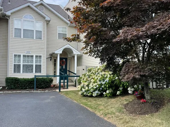 253 Prince William Way, Chalfont, PA 18914