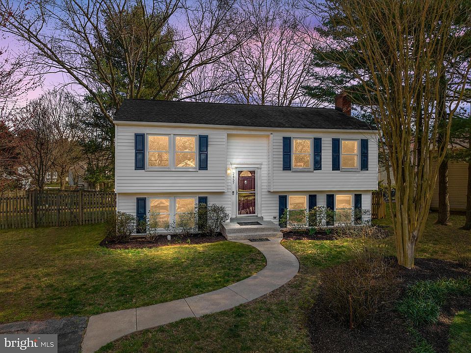 1st image of 2457 Keele Dr