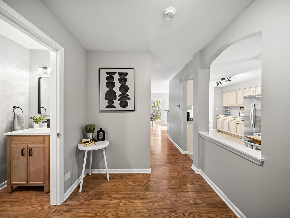 872 Old Checker Rd, Buffalo Grove, IL 60089 | Zillow