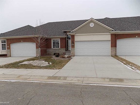 3rd image of 14885 N Park Dr