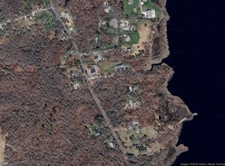 932 Drift Rd, Westport, MA 02790