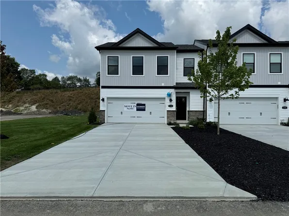 110 Delmonica Dr, Houston, PA 15342