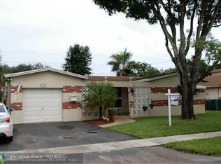8955 SW 49th Ct, Cooper City, FL 33328