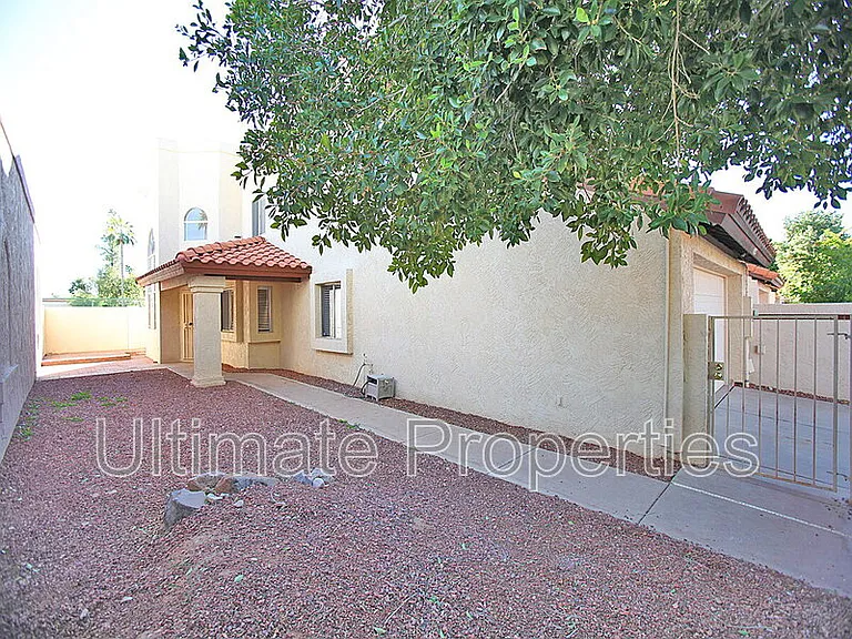 10853 E Yucca St — Photo 9