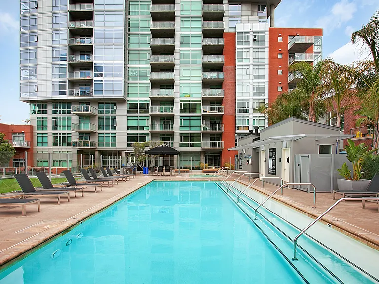 800 The Mark Ln #310 — Photo 25