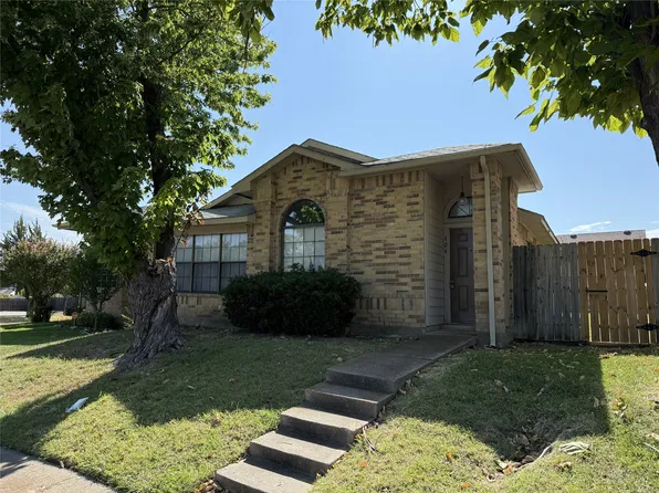 404 Seminary Rdg, Mesquite, TX 75149