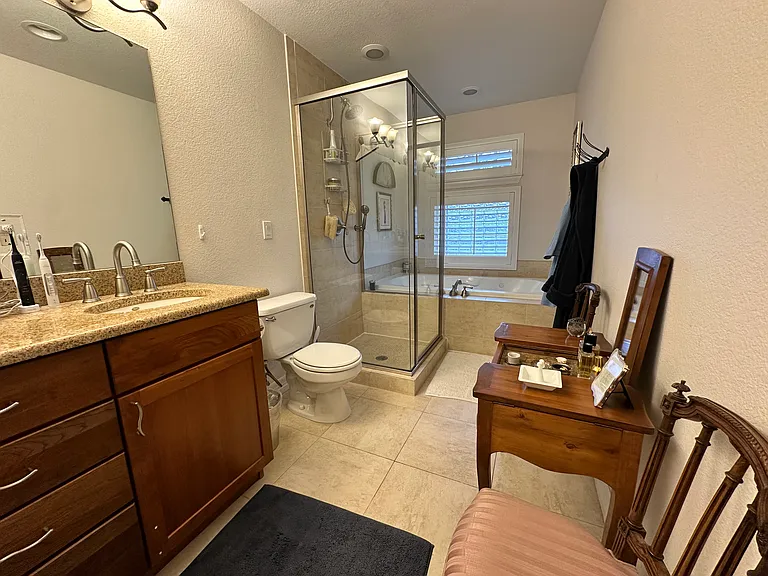 2411 S Race St — Photo 24