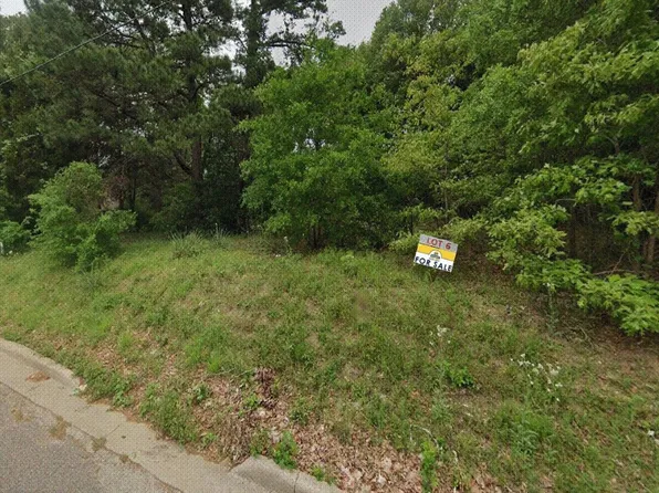 5 Frizzell St, Athens, TX 75751