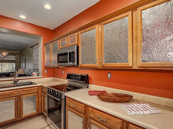 3rd image of 40108 N Bridlewood Ct