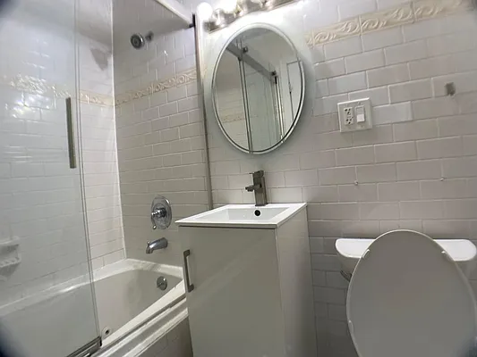 Rented by Cohen Group Real Estate INC | media 14