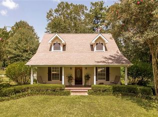 1025 Oak Crest Dr, Covington, LA 70435