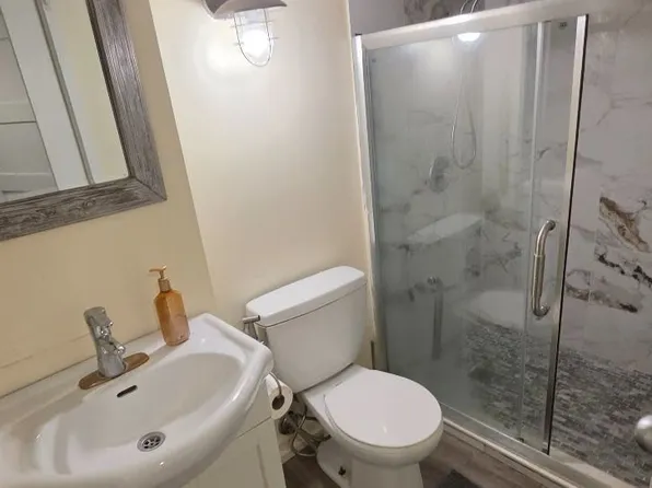 888 Krosno Blvd Room 2, Pickering, ON L1W 1H4