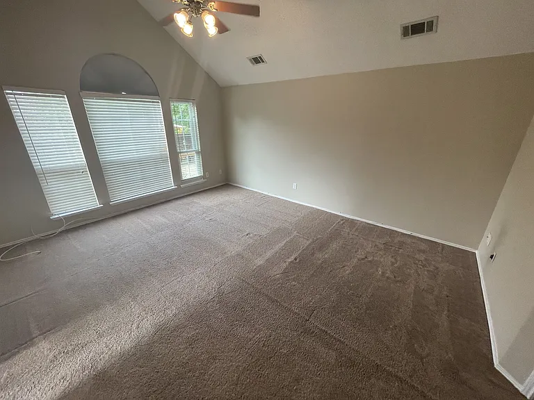 6720 Tabor Dr — Photo 7