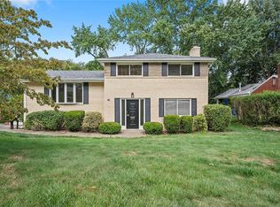 258 Gates Dr, Homestead, PA