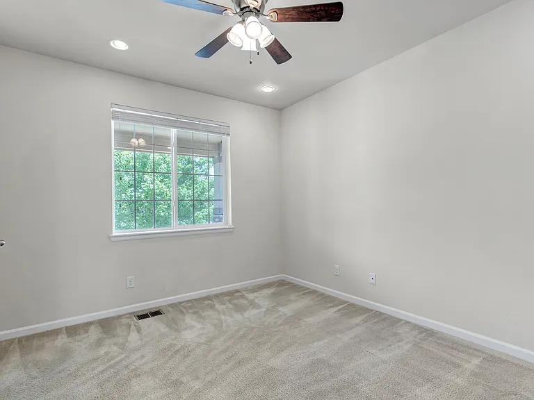 7588 Blue Water Dr — Photo 28