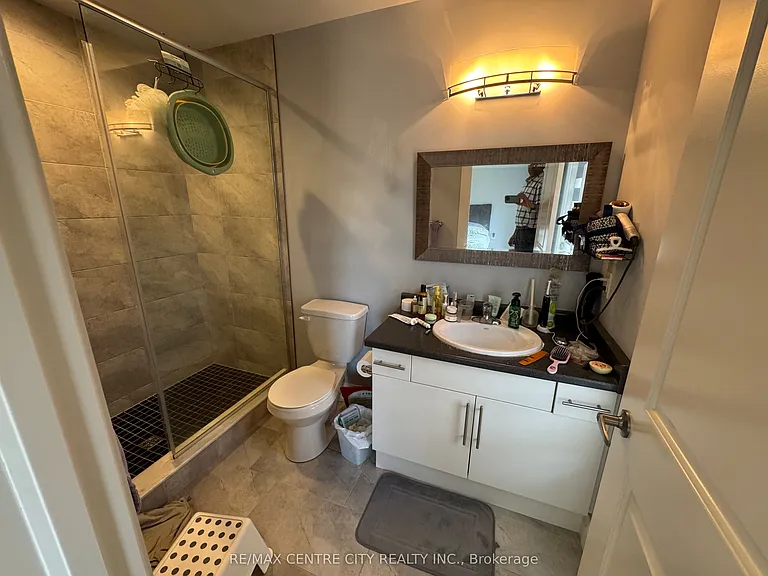 751 Freeport St — Photo 25