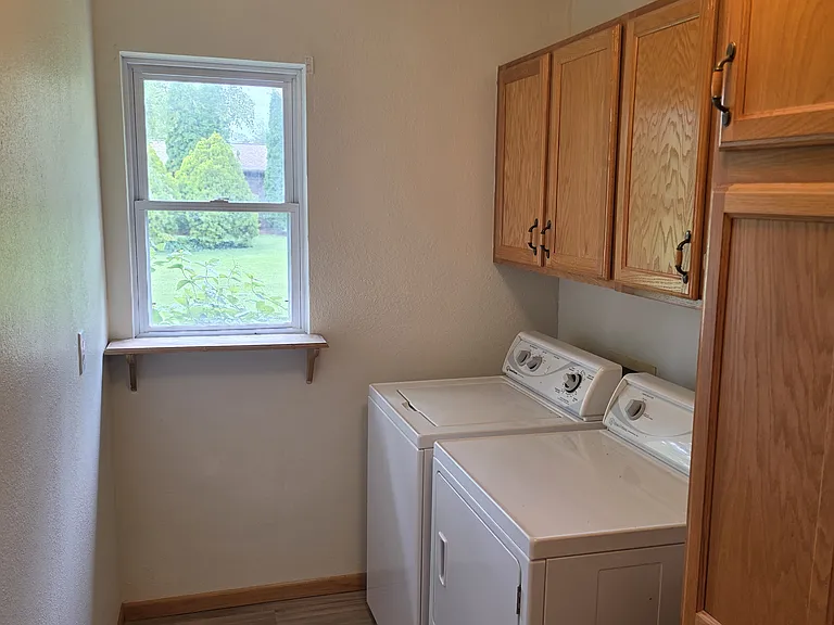 107 Kendall St — Photo 12