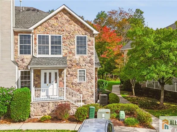 9 Lackland Ave #9, Piscataway, NJ 08854