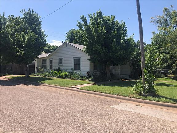 3rd image of 1901 Marshall St