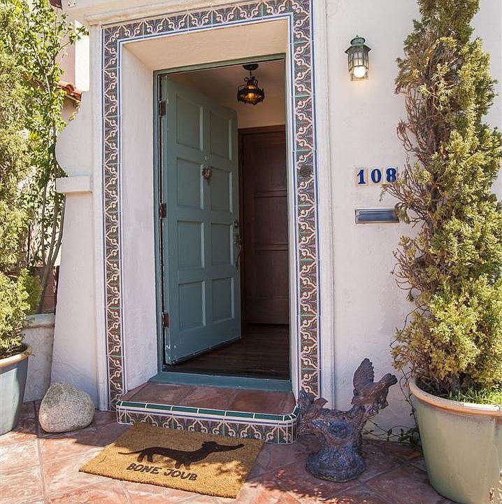 1st image of 108 Nieto Ave