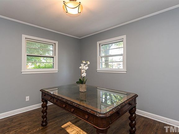 4th image of 516 Oakwood Ln
