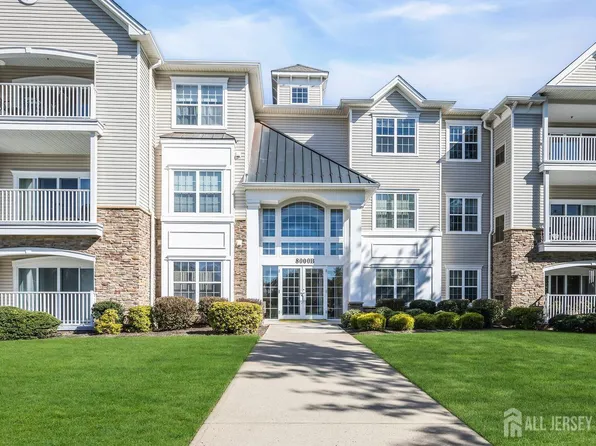 8310 Westover Way, Somerset, NJ 08873