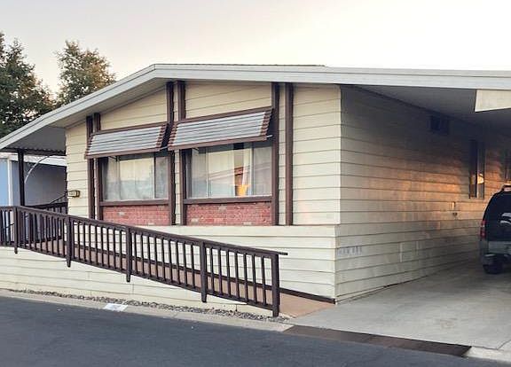 2nd image of 15750 Arroyo Dr Space 192