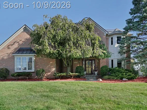 3200 Appleridge Dr, Ann Arbor, MI 48103