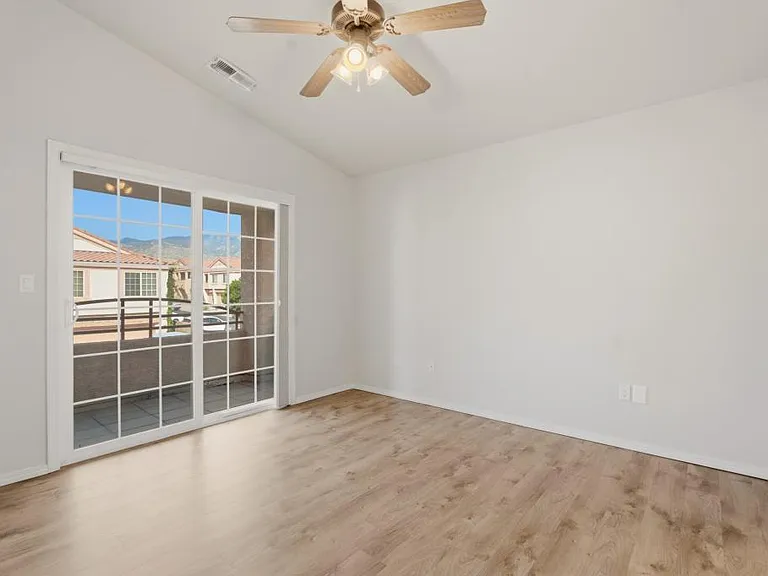 5239 Molokai Ave NE — Photo 12