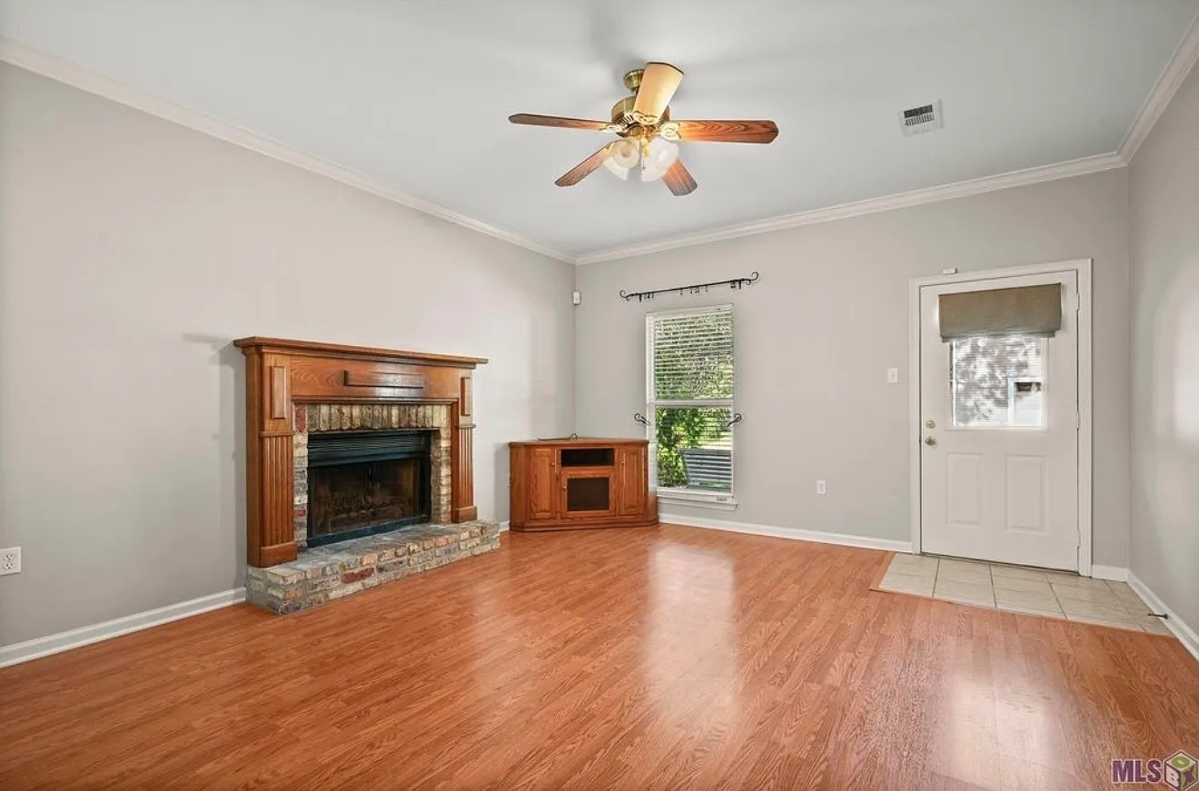 2 bed, 1505 sqft, $1,700 — Photo 4
