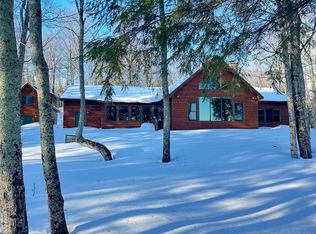 N10006 Shore Dr, Au Train, MI 49806