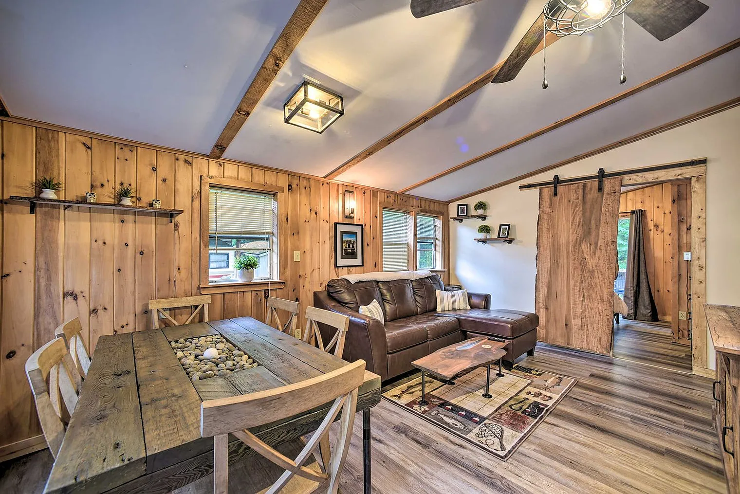 3 bed, 1.0 bath, 441 sqft, $5,225 — Photo 3