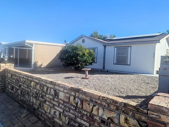 2nd image of 10433 E 37th Pl