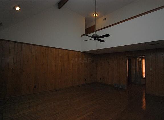 4th image of 1427 Tuscany Way