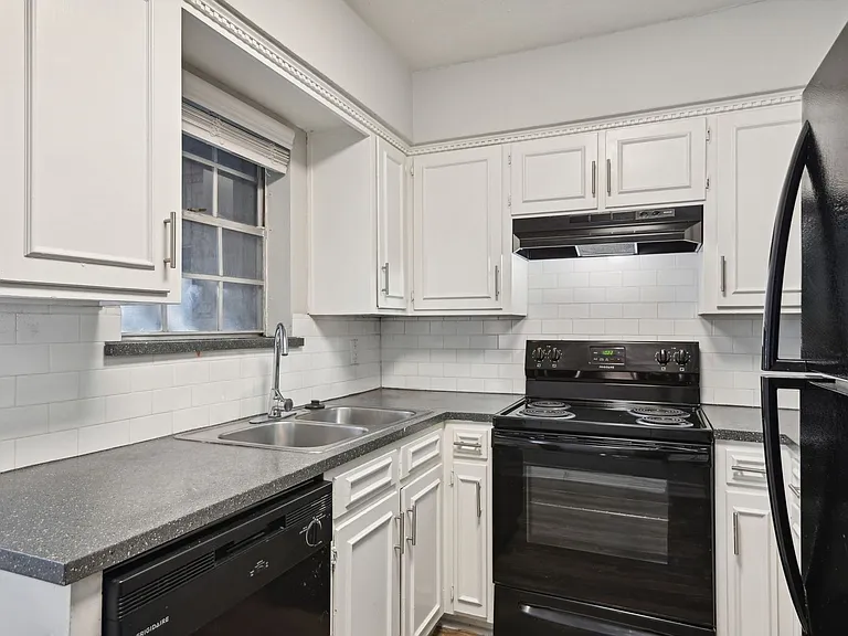 Forest Ridge Apartments — Photo 21