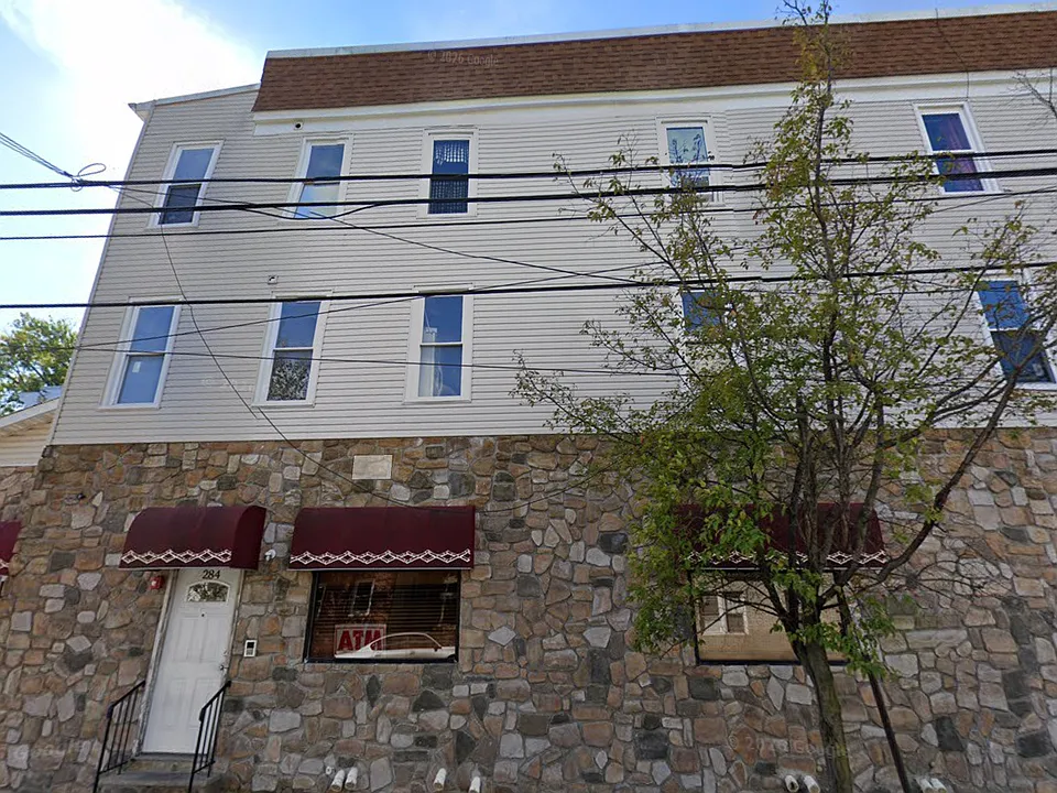 485 Lakeside Ave #VAR1B