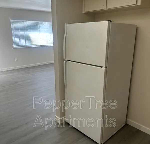 760 E Elm Ave #A — Photo 8